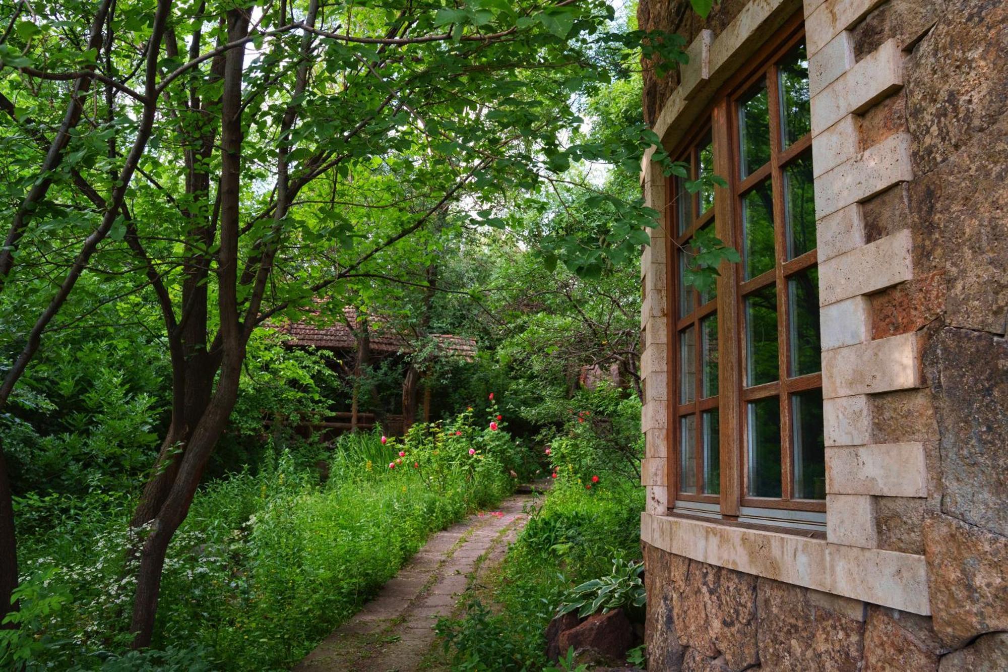 Ma Бюракан Экстерьер фото